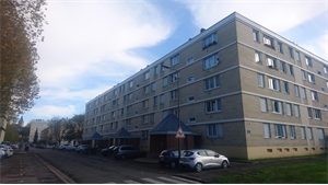 t5 à la vente -   60000  BEAUVAIS, surface 84 m2 vente t5 - UBI473972174